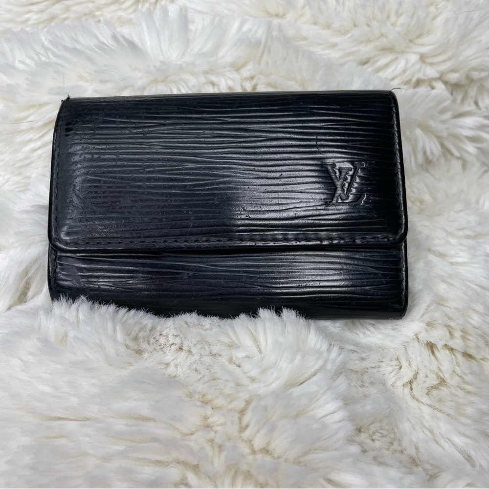 Louis Vuitton Black Epi 6-key wallet